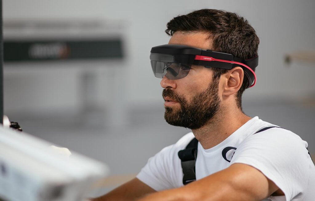 Lenovo-ThinkReality-A6-featured